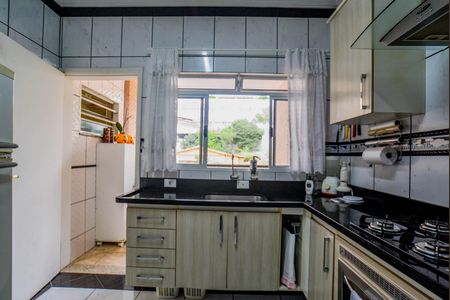 Apartamento à venda com 190m², 3 quartos e 2 vagas Apartamento à venda com 190m², 3 quartos e 2 vagasCozinha