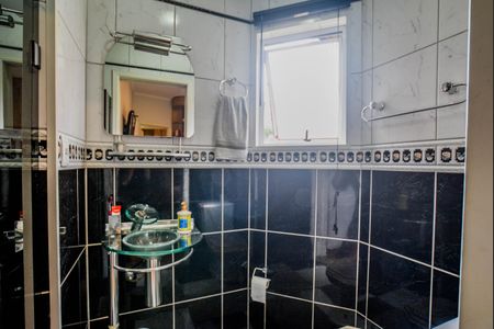 Apartamento à venda com 190m², 3 quartos e 2 vagas Apartamento à venda com 190m², 3 quartos e 2 vagasBanheiro da Suíte