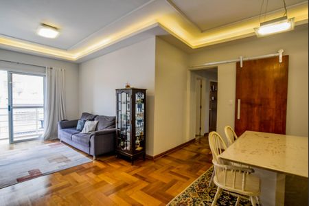 Apartamento à venda com 190m², 3 quartos e 2 vagas Apartamento à venda com 190m², 3 quartos e 2 vagasSala