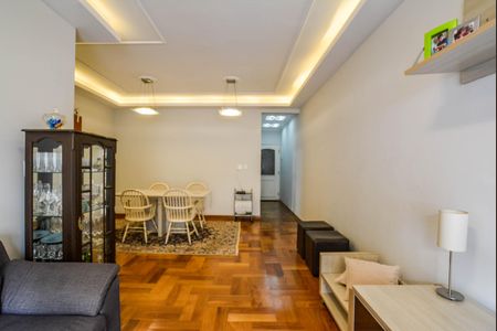 Apartamento à venda com 190m², 3 quartos e 2 vagas Apartamento à venda com 190m², 3 quartos e 2 vagasSala
