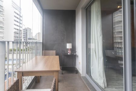 Studio à venda com 35m², 1 quarto e 1 vagaVaranda