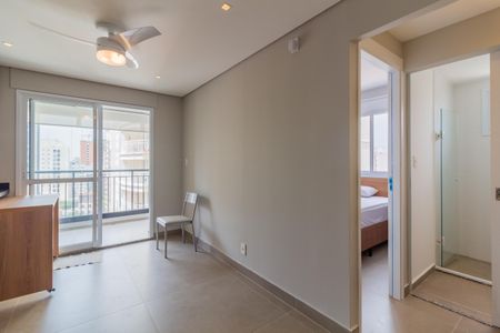 Sala de apartamento para alugar com 1 quarto, 32m² em Pinheiros, São Paulo