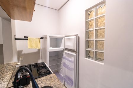 Cozinha de kitnet/studio para alugar com 1 quarto, 23m² em Cidade Baixa, Porto Alegre