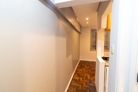 Entrada de kitnet/studio para alugar com 1 quarto, 23m² em Cidade Baixa, Porto Alegre
