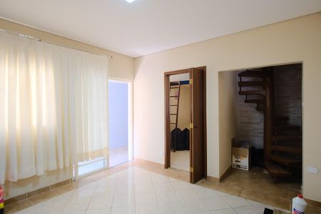 Casa para alugar com 420m², 4 quartos e 1 vagaSala