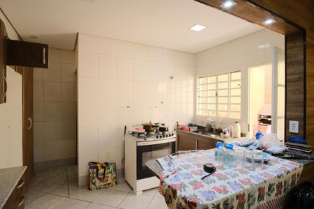 Casa para alugar com 420m², 4 quartos e 1 vagaCozinha