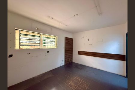 Casa à venda com 136m², 3 quartos e 2 vagas Casa à venda com 136m², 3 quartos e 2 vagasCozinha
