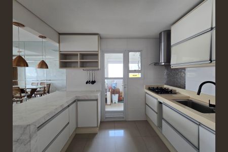 Apartamento à venda com 96m², 3 quartos e 3 vagasCozinha 
