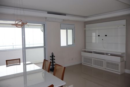 Apartamento à venda com 96m², 3 quartos e 3 vagasSala 