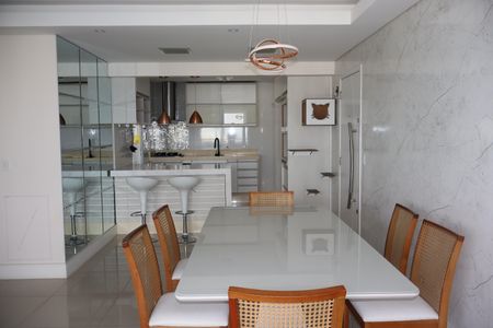 Sala  de apartamento à venda com 3 quartos, 96m² em Vila Augusta, Guarulhos