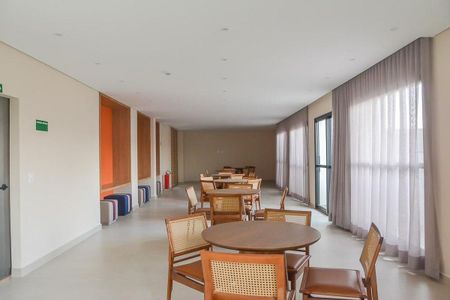 Apartamento para alugar com 75m², 2 quartos e 2 vagasÁrea comum - Salão de festas