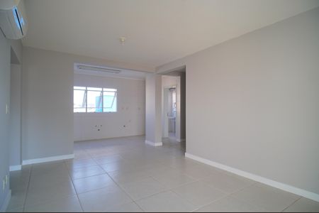 Apartamento para alugar com 82m², 2 quartos e 2 vagasSala