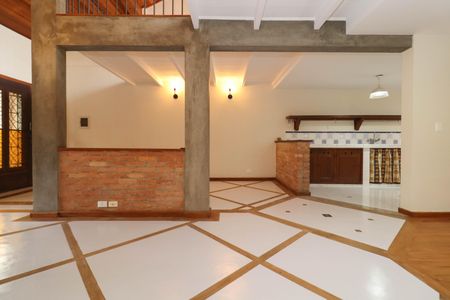 Casa para alugar com 231m², 4 quartos e 4 vagasSala