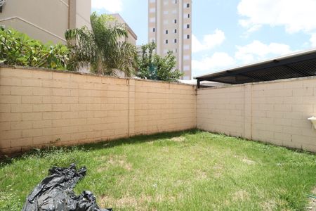 Apartamento para alugar com 40m², 2 quartos e 2 vagasQuintal