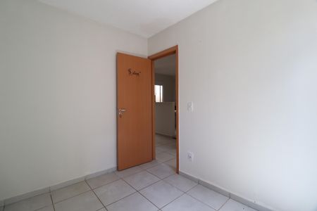 Quarto 1 de apartamento para alugar com 2 quartos, 40m² em Jardim Patricia, Uberlândia