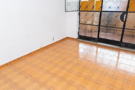 Casa para alugar com 105m², 2 quartos e 2 vagasSala