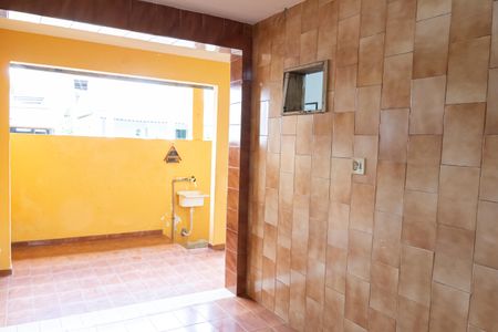 Casa para alugar com 105m², 2 quartos e 2 vagasVaranda
