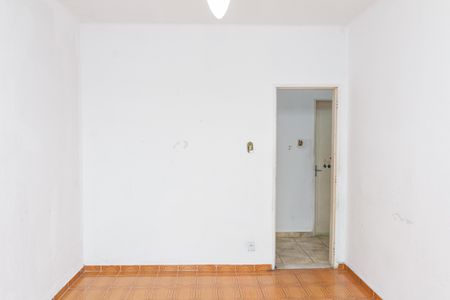 Casa para alugar com 105m², 2 quartos e 2 vagasSala