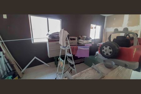 Casa à venda com 300m², 5 quartos e 2 vagas