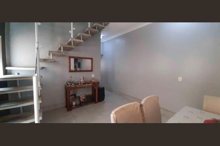 Casa à venda com 300m², 5 quartos e 2 vagas