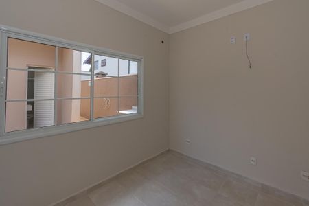 Casa de condomínio para alugar com 300m², 3 quartos e 2 vagas Casa de condomínio para alugar com 300m², 3 quartos e 2 vagasQuarto Serviço