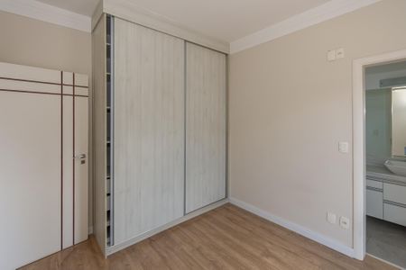 Casa de condomínio para alugar com 300m², 3 quartos e 2 vagas Casa de condomínio para alugar com 300m², 3 quartos e 2 vagasSuite 2