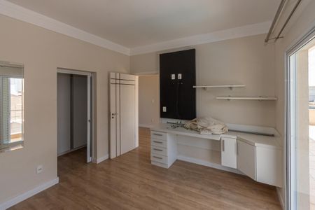 Casa de condomínio para alugar com 300m², 3 quartos e 2 vagas Casa de condomínio para alugar com 300m², 3 quartos e 2 vagasSuíte 3