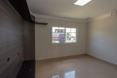 Casa de condomínio para alugar com 300m², 3 quartos e 2 vagas Casa de condomínio para alugar com 300m², 3 quartos e 2 vagasSala de TV