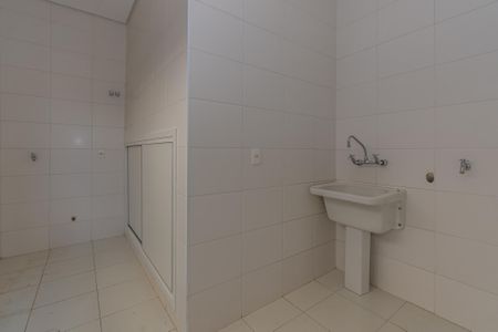 Casa de condomínio para alugar com 300m², 3 quartos e 2 vagas Casa de condomínio para alugar com 300m², 3 quartos e 2 vagasÁrea de Serviço