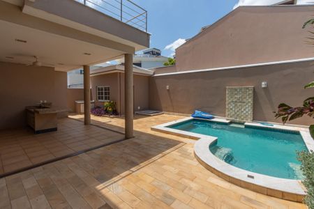 Casa de condomínio para alugar com 300m², 3 quartos e 2 vagas Casa de condomínio para alugar com 300m², 3 quartos e 2 vagasPiscina