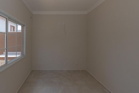 Casa de condomínio para alugar com 300m², 3 quartos e 2 vagas Casa de condomínio para alugar com 300m², 3 quartos e 2 vagasQuarto Serviço