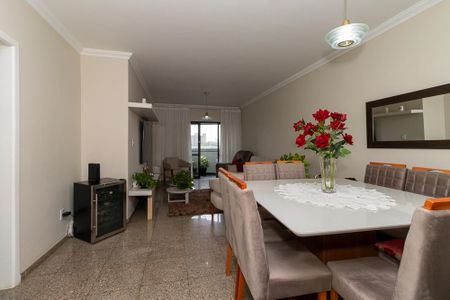 Apartamento à venda com 110m², 3 quartos e 2 vagasSala