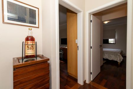 Apartamento à venda com 110m², 3 quartos e 2 vagasCorredor dos dormitórios