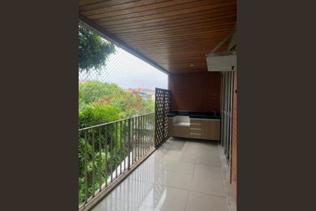 Apartamento para alugar com 143m², 3 quartos e 1 vagaVaranda