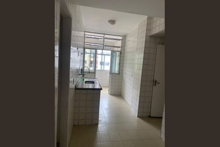 Cozinha de apartamento para alugar com 3 quartos, 143m² em Taquara, Rio de Janeiro