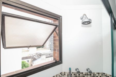 Apartamento à venda com 200m², 4 quartos e 3 vagasBanheiro da Suíte 2