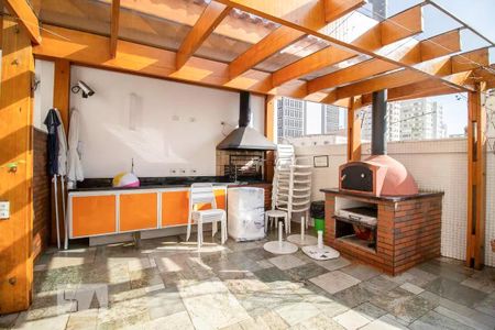 Apartamento à venda com 200m², 4 quartos e 3 vagasChurrasqueira