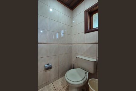 Casa de condomínio para alugar com 570m², 5 quartos e 9 vagasBanheiro da Piscina 