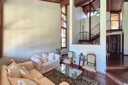 Sala de Estar  de casa de condomínio para alugar com 5 quartos, 570m² em Condomínio Chácaras do Alto da Nova Campinas, Campinas