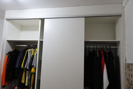 Quarto 1 de casa à venda com 2 quartos, 80m² em Vila Graciosa, São Paulo