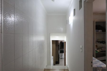 Casa à venda com 80m², 2 quartos e 2 vagasCorredor