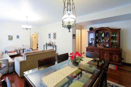 Casa à venda com 4 quartos, 294m² em Instituto de Previdencia, São Paulo