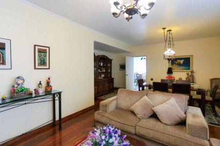 Casa à venda com 4 quartos, 294m² em Instituto de Previdencia, São Paulo