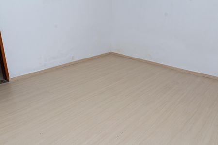 Casa para alugar com 100m², 2 quartos e 1 vaga Casa para alugar com 100m², 2 quartos e 1 vagaQuarto 1