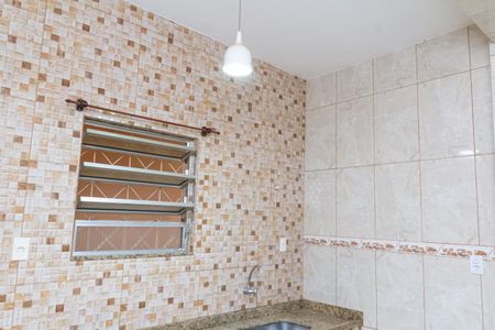 Casa para alugar com 100m², 2 quartos e 1 vaga Casa para alugar com 100m², 2 quartos e 1 vagaCozinha