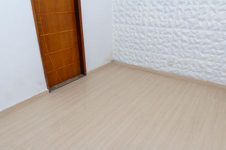 Casa para alugar com 100m², 2 quartos e 1 vaga Casa para alugar com 100m², 2 quartos e 1 vagaSala