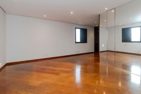 Apartamento para alugar com 86m², 1 quarto e 2 vagasSuíte
