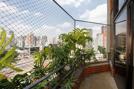 Varanda de apartamento para alugar com 2 quartos, 100m² em Pinheiros, São Paulo