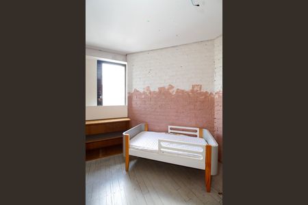 Apartamento para alugar com 100m², 2 quartos e 1 vaga Apartamento para alugar com 100m², 2 quartos e 1 vagaQuarto