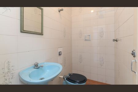 Casa à venda com 178m², 4 quartos e 4 vagasBanheiro de serviço